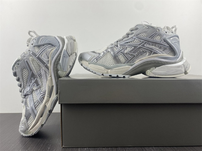 Ba*len*cia*ga runner 8000018