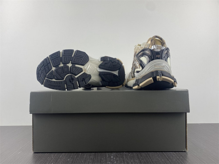 Ba*len*cia*ga runner 8000015