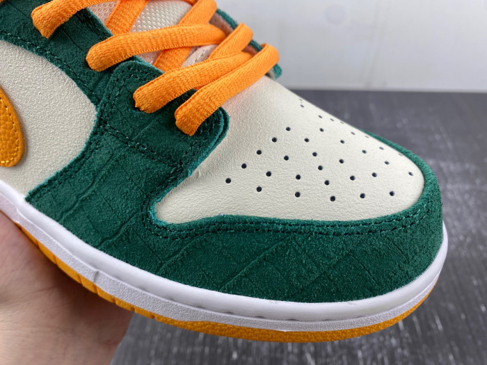 nike sb dunk low legion pine kumquat 304292-383