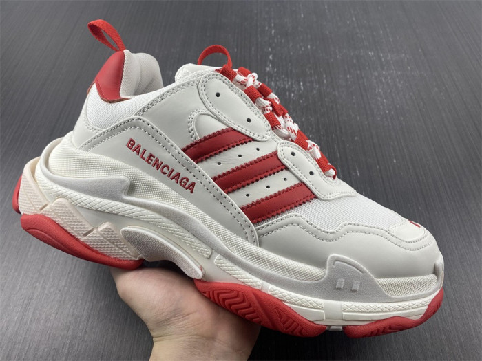 Ba*len*cia*ga triple s sneaker 8000019