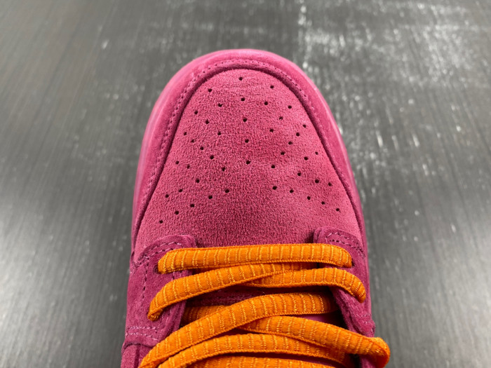 the powerpuff girls x nike sb dunk low “buttercup” fz8319-600