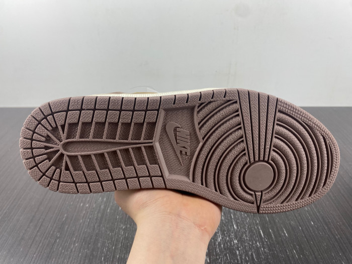 jordan 1 low se craft taupe haze dn1635-200