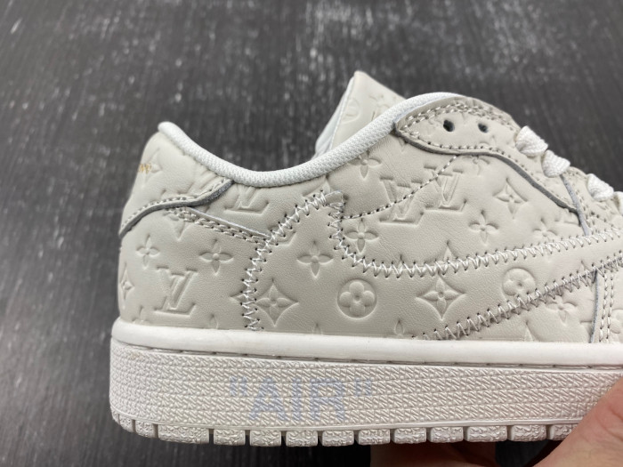 air jordan 1 x lv low ajot01