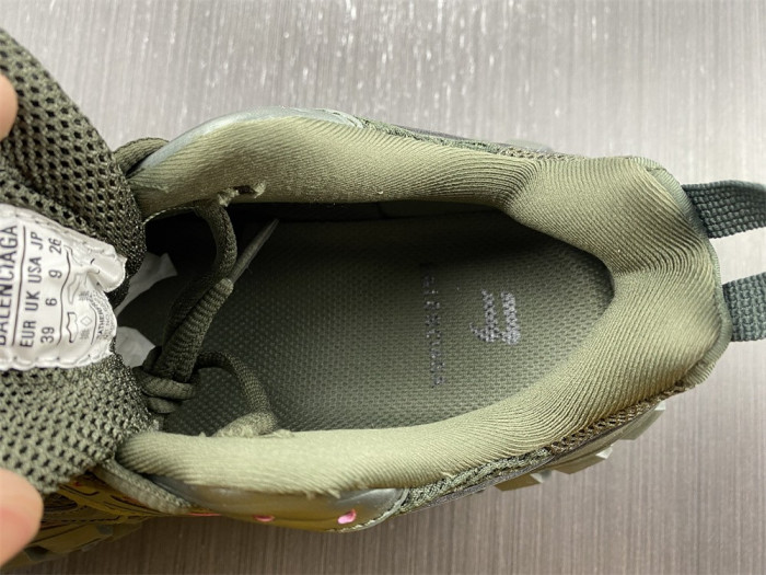 Ba*len*cia*ga defender 8000029