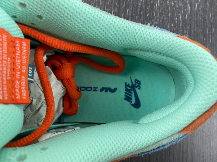 nike sb dunk low “noise aqua” dv5429-800