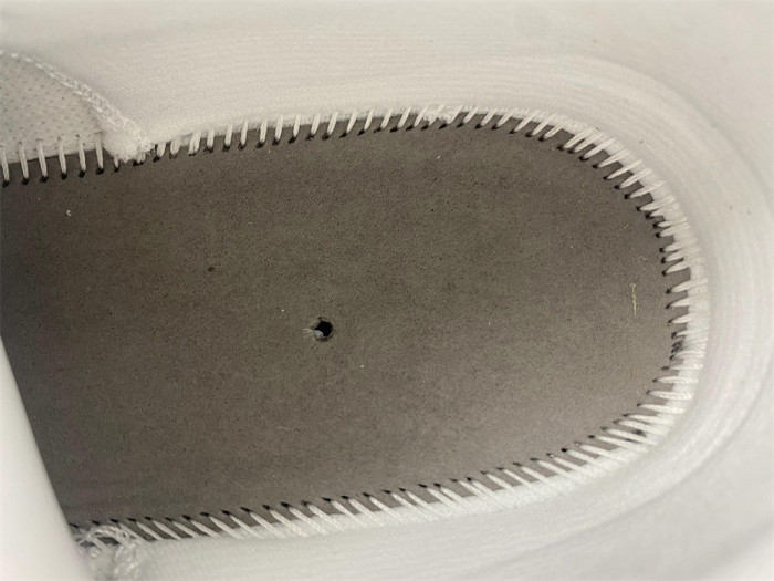 air jordan 11 retro low "carolina 2017 release" 528895-106