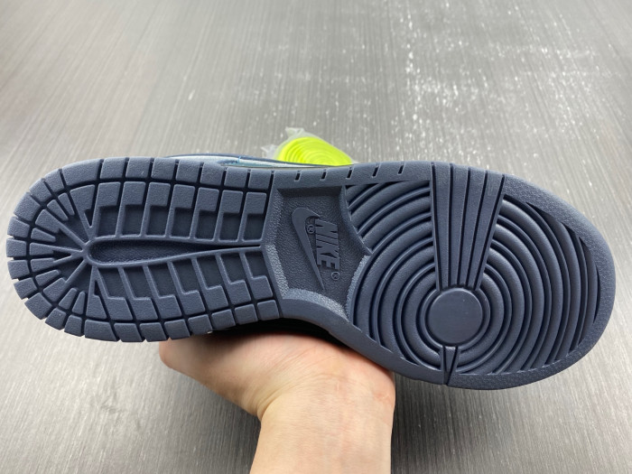 nike sb dunk low “blue lobster” 313170-342