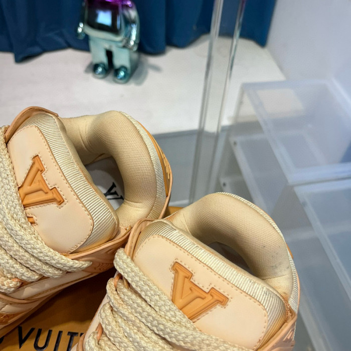 lv snekaers l0000244