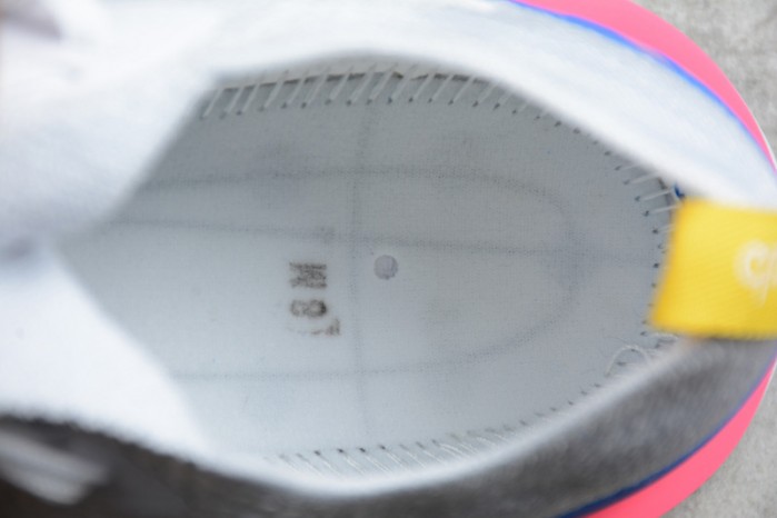 nike epic react flyknit white aq0067-101