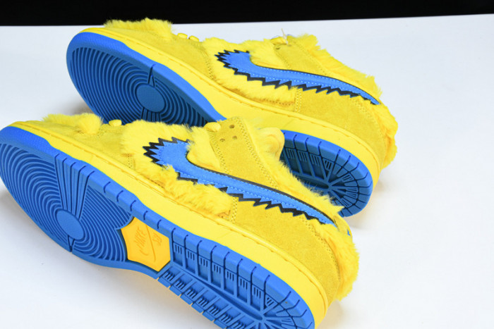 grateful dead x nike sb dunk low“ yellow bear” cj5378-700
