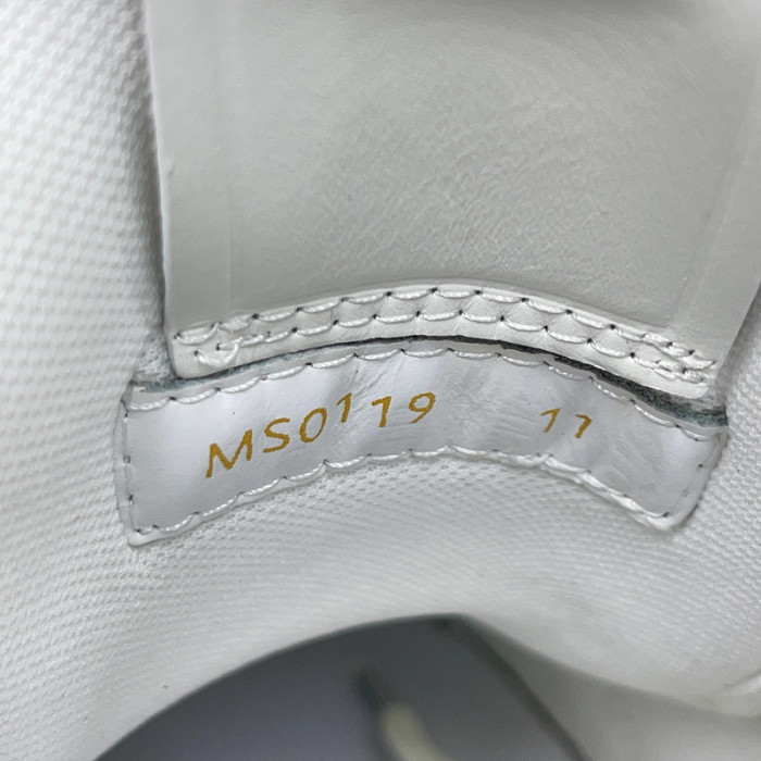 lv snekaers l0000105