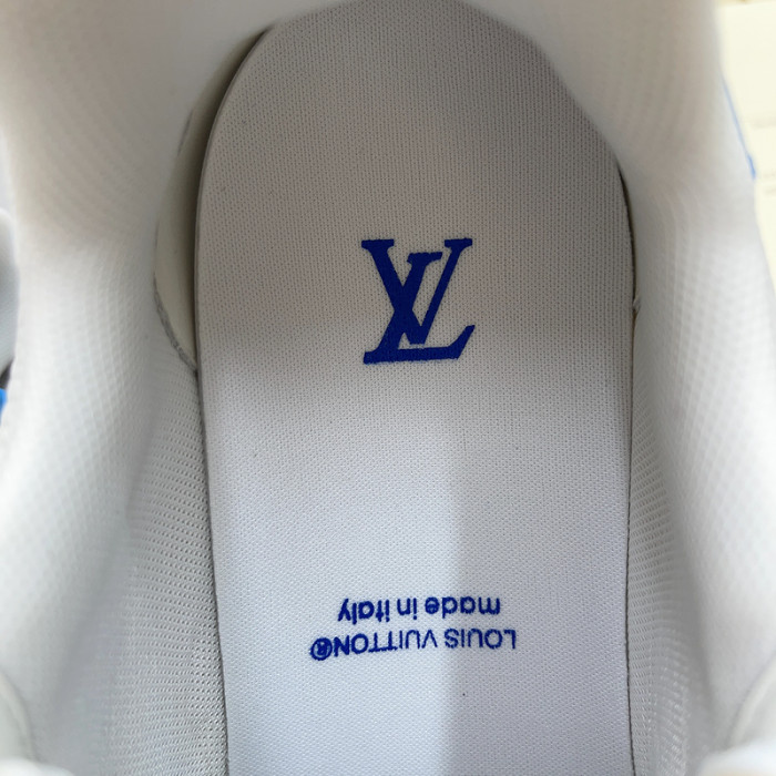 lv snekaers l0000125