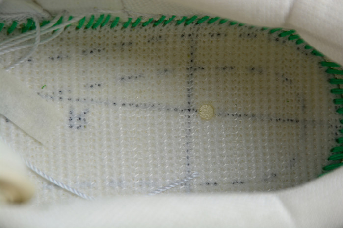 nike sb dunk low “green apple” dm0807-300