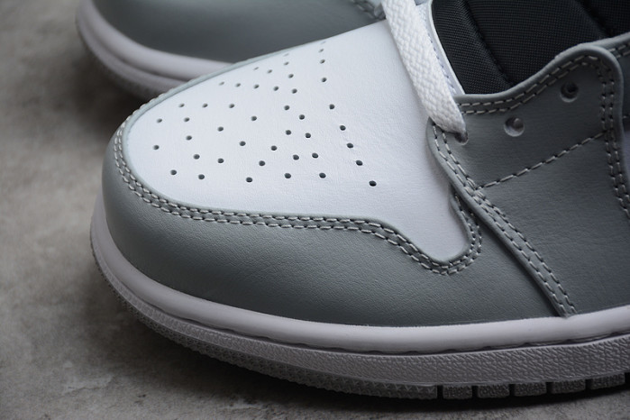 air jordan 1 mid light smoke grey 554724-078