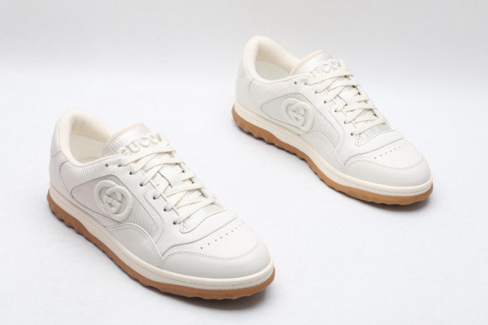 G*u*i* trainer sneaker92