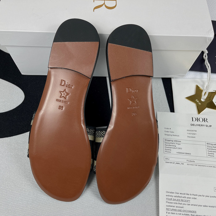 dio* sandals ds19