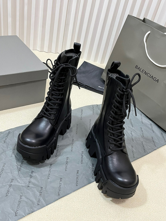 Ba*len*cia*ga boots 80000253