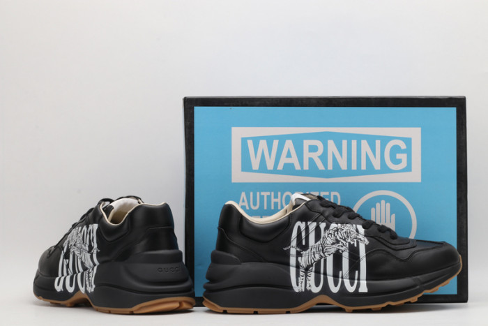 G*u*i* rhyton sneaker