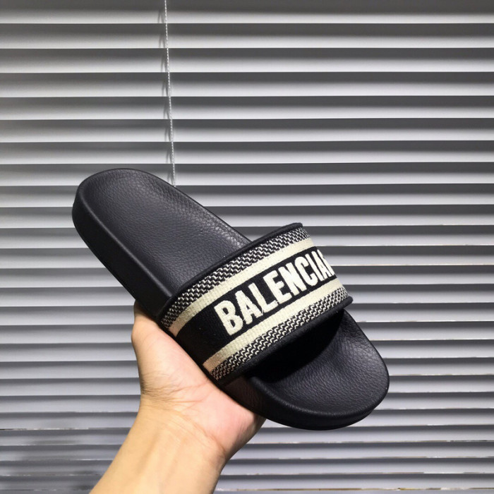 balenciag* sandal bs38
