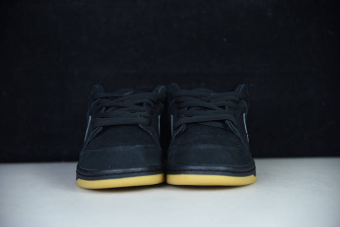 nike sb dunk low “fog” bq6817-010