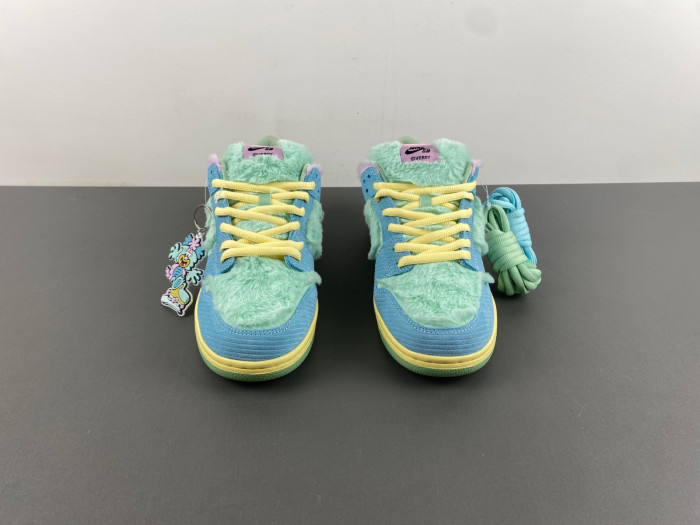 verdy x nike sb dunk low “visty” fn6040-400