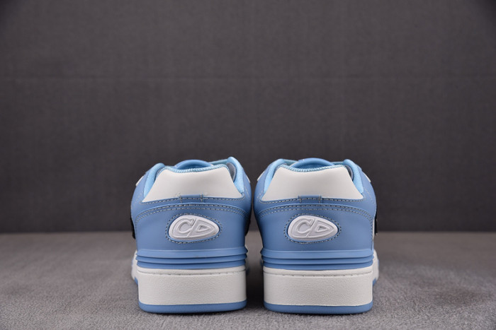 dio* b57 sneakers d5707