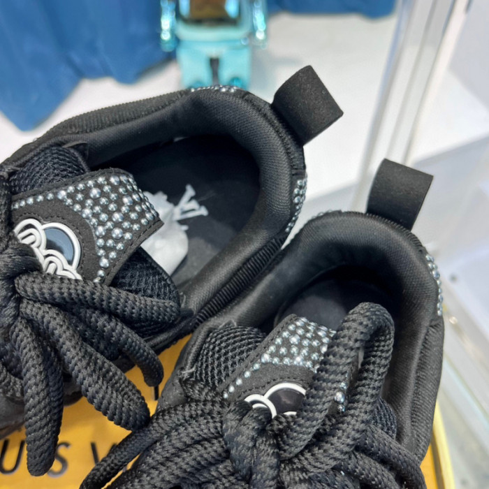 lv skate snekaers l0000301