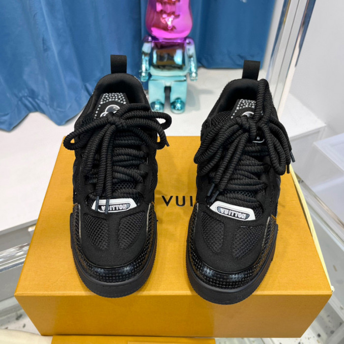 lv skate snekaers l0000301