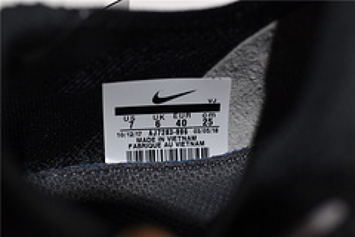 nike epic react flyknit black and grey dots point noirs et gris aj7283 996