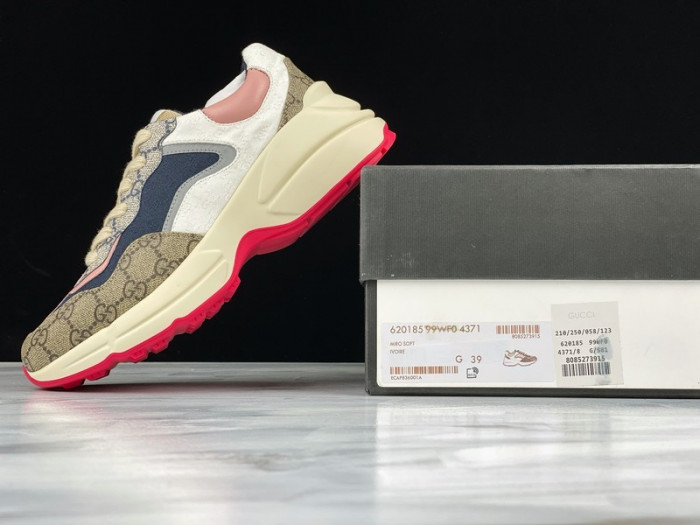 G*u*i* rhyton sneaker