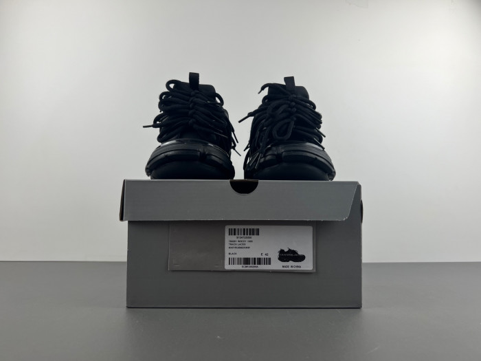 Ba*len*cia*ga track w3co1 1000