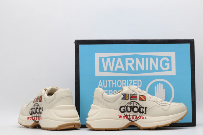 G*u*i* rhyton sneaker