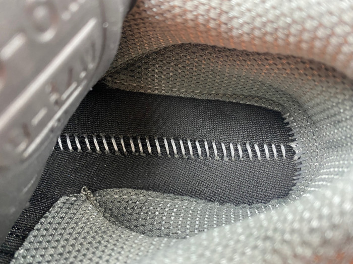 new Balance x WTAPS 2020 DFY27