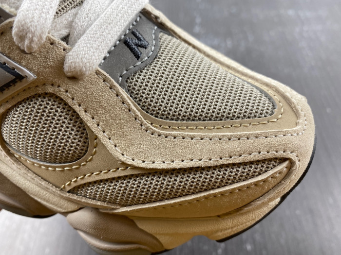 Bape x New Balance 2002R M2002RHO DFY15