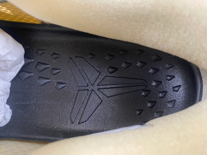 Nike Kobe 8 Protro TB Champagne Gold HM6469-701