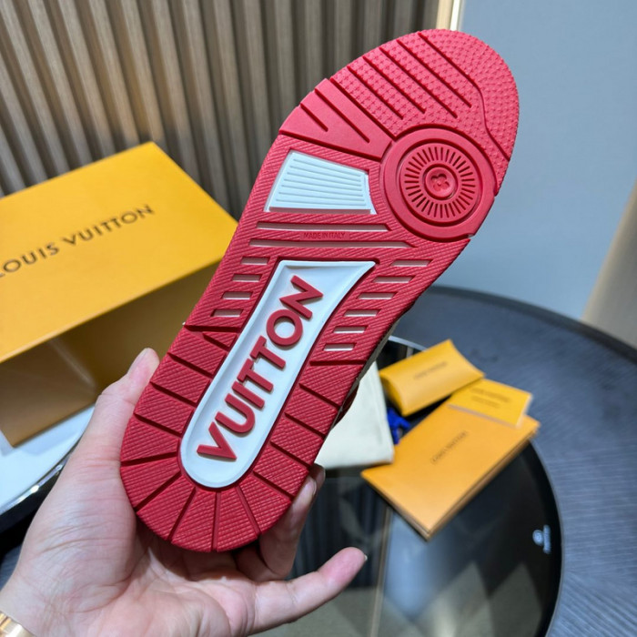 LV snekaers L0000528