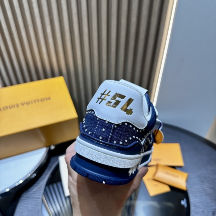 LV snekaers L0000667