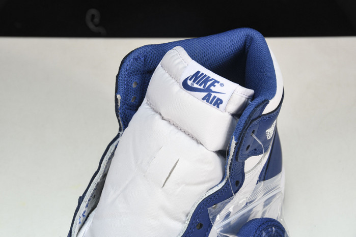 AIR JORDAN 1 RETRO HIGH OG "STORM BLUE" 555088-127