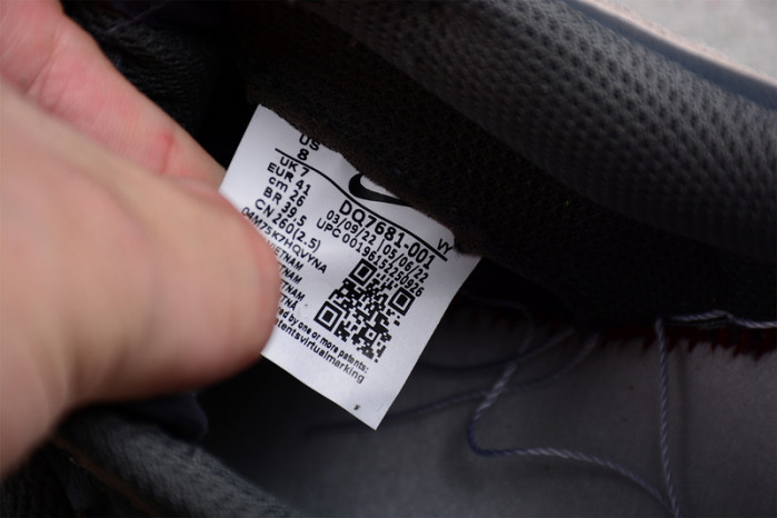 NIKE DUNK LOW SWOOSH SHADOW IRON GREY DQ7681-001