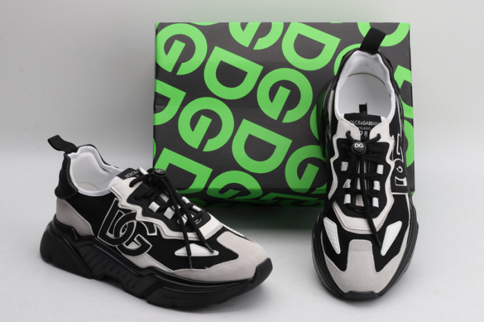 DG Sneaker02