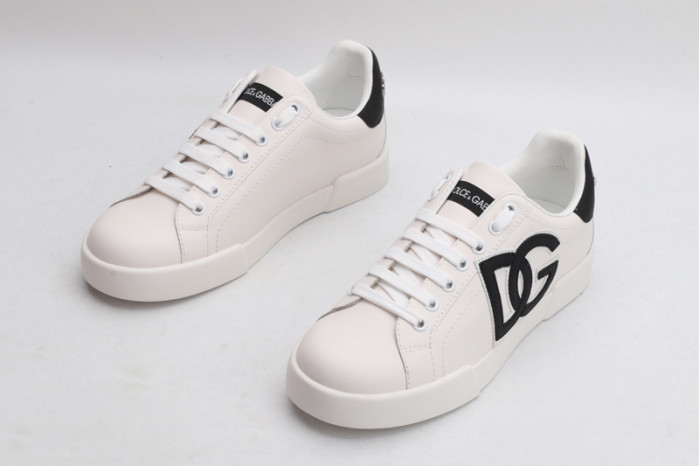 DG Sneaker16