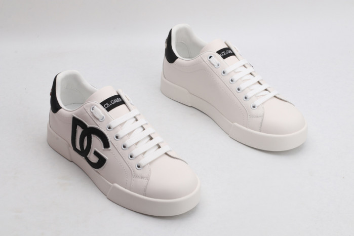 DG Sneaker16
