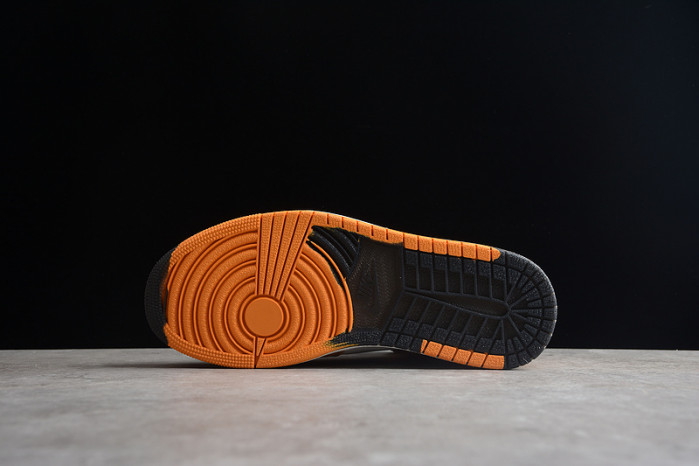 AIR JORDAN 1 ELEMENT GORE-TEX LIGHT CURRY DB2889-700