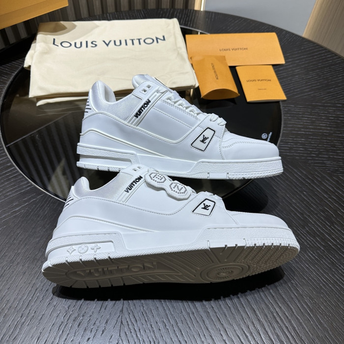 LV snekaers L0000779