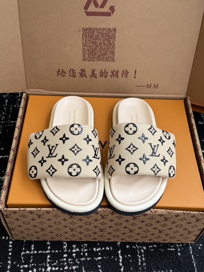 L&V sandal 266