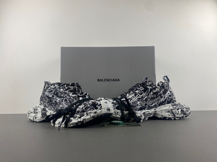 BALENCIAGA 3XL SNEAKER W3XL2 0238