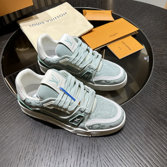 LV snekaers L0000829