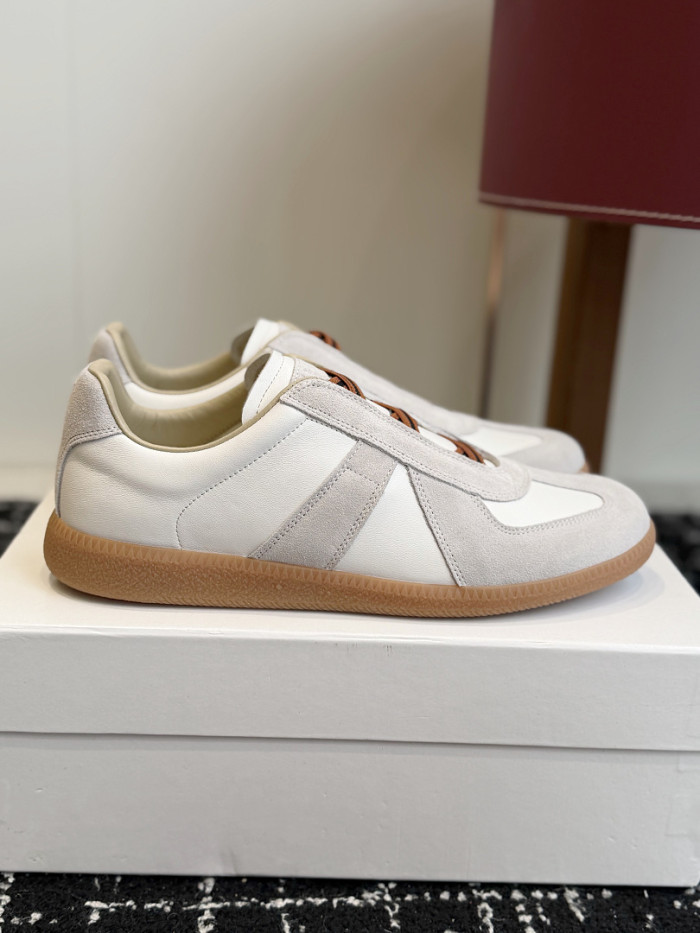Ma1s0n Marg*e1a CALFSKIN S57WS0406