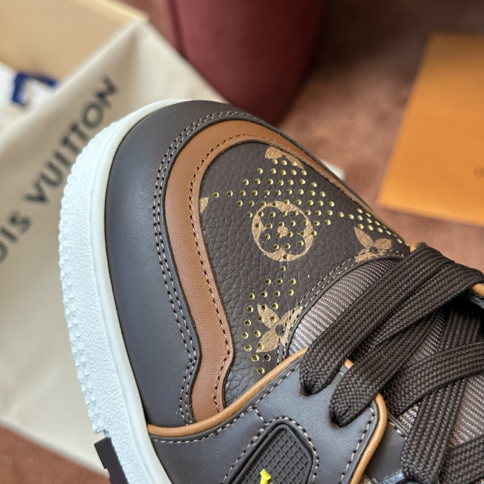 LV sneakers L0000848