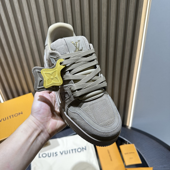 LV snekaers L0000773